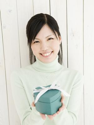 おしゃれで人気の高いカラコン通販